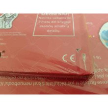 Princesių pasaulyje. Smagus žaidimas su magnetukais