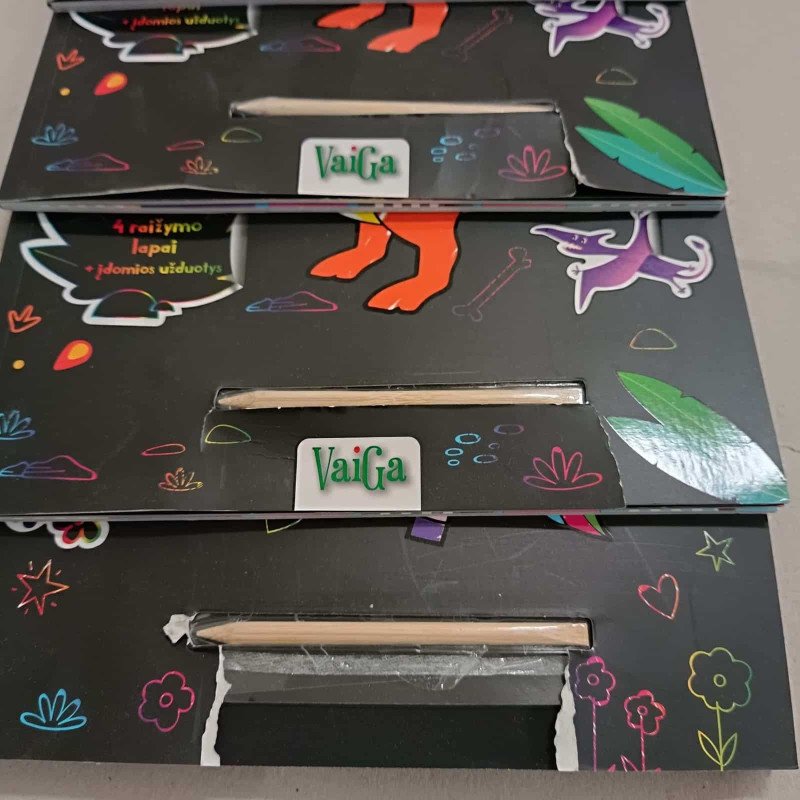 Dinozaurai. Kūrybinis raižymas