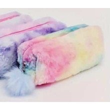 Pliušinis dėklas (šviesus)