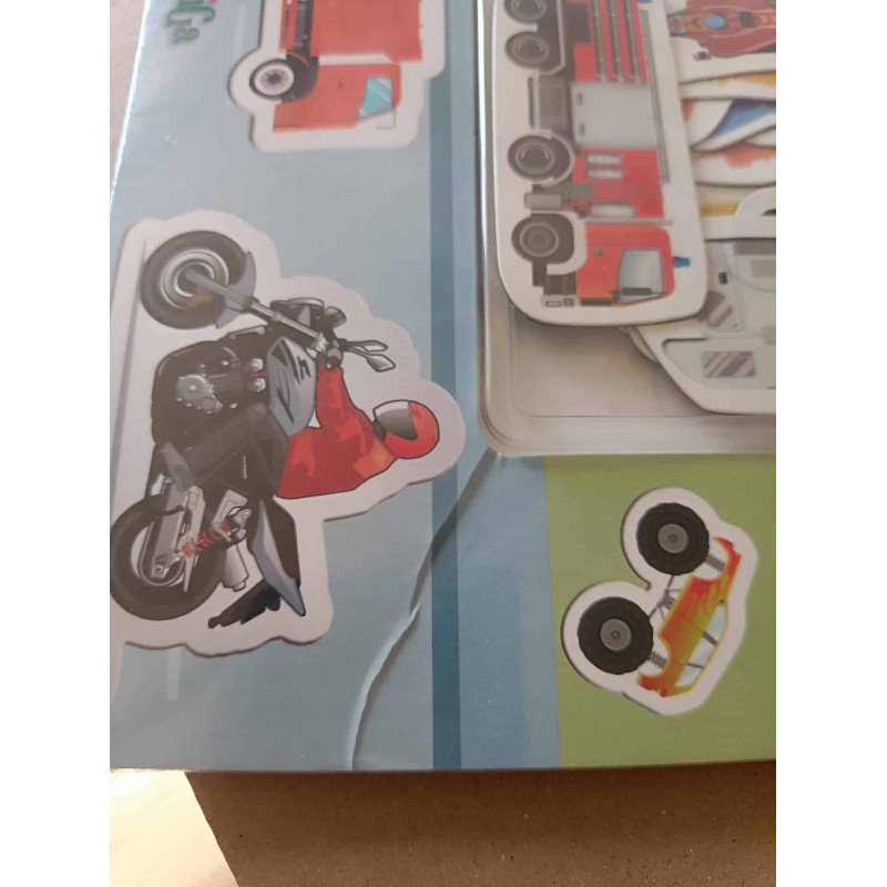 Transportas. Smagi knygelė su magnetukais